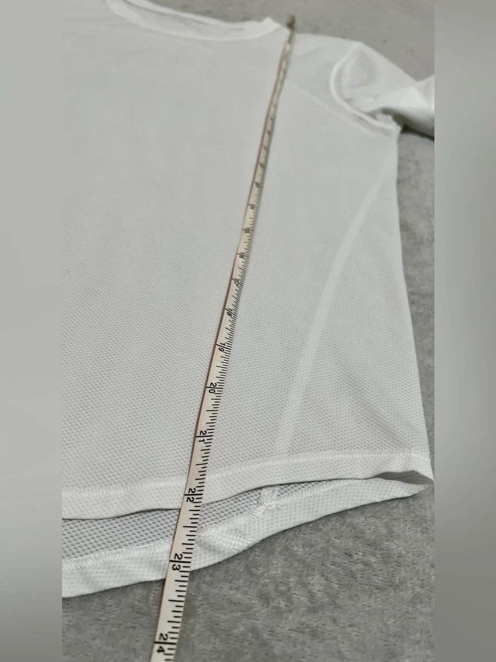 Lululemon High-Neck Running and Training short sleeve T-Shirt size S-M